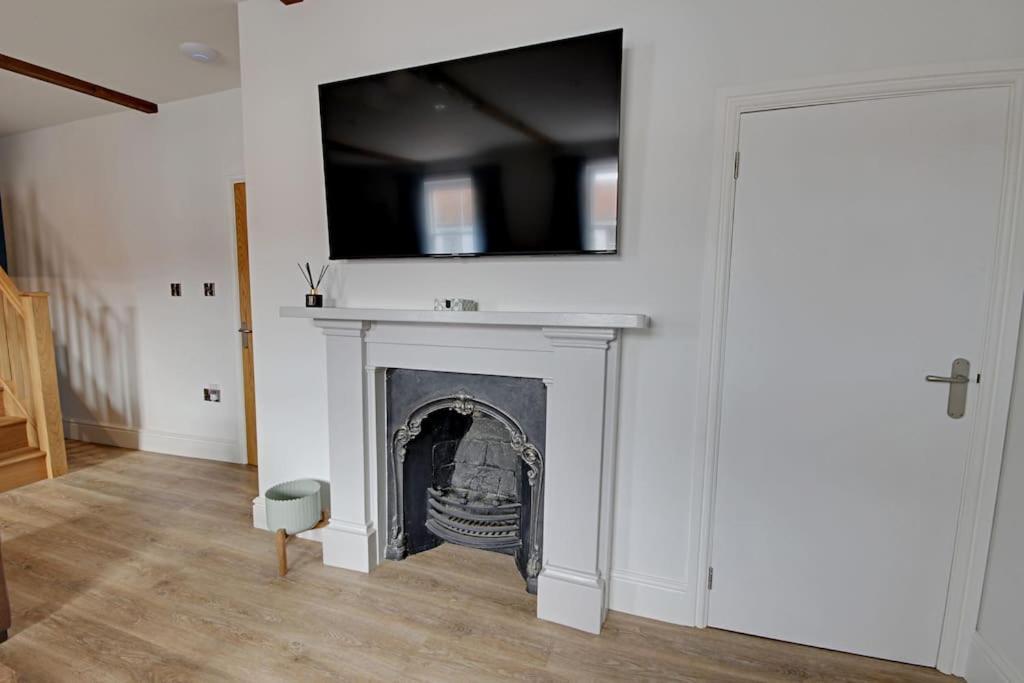 Apartment One Norwood - Grade 2 Listed, 3 Bed